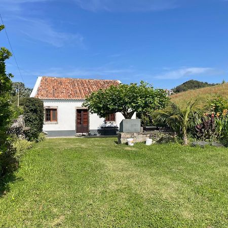 Moradia Rustica Jardim Villa Caloura Bagian luar foto